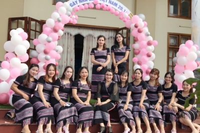 VĂN NGHỆ CHÀO MỪNG 40 NĂM NGÀY NHÀ GIÁO VN